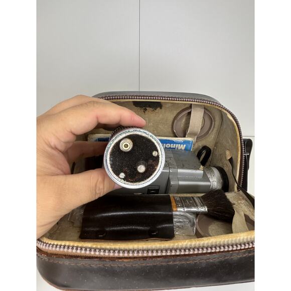 Minolta Autopak-8 K5 Super 8 Movie Camera w/ Case & Manual Vintage Japan - Picture 9 of 16